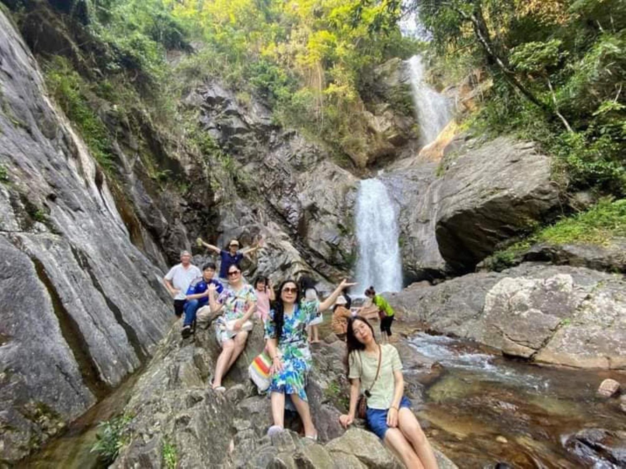 Homestay Ho Son - Thac Anor A Luoi 外观 照片